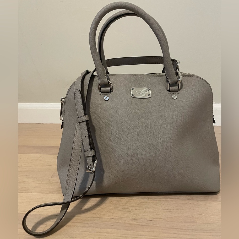 Michael Michael Kors Large Dome Crossbody in Grey